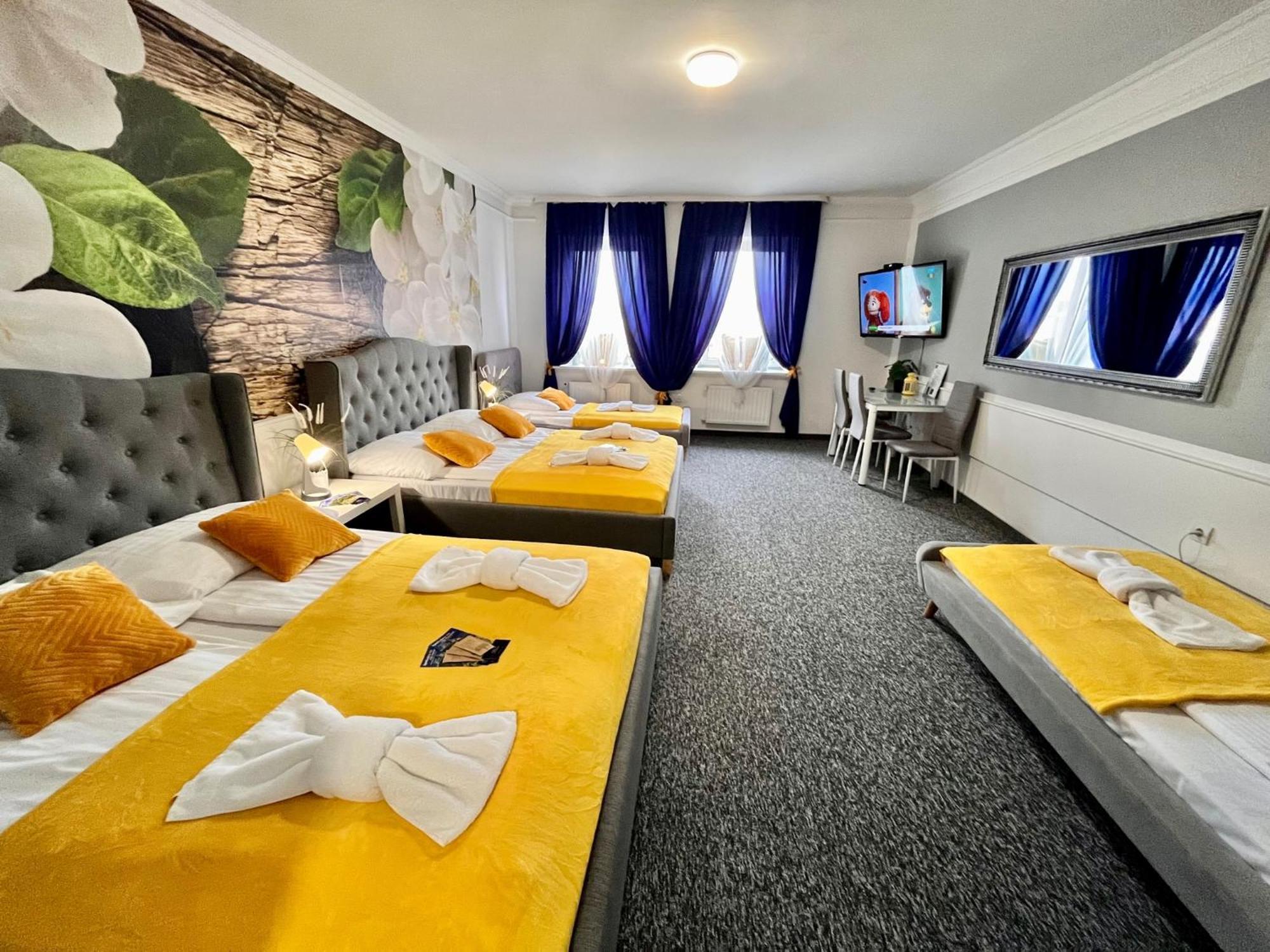 Great Polonia Swidnica City Center Εξωτερικό φωτογραφία