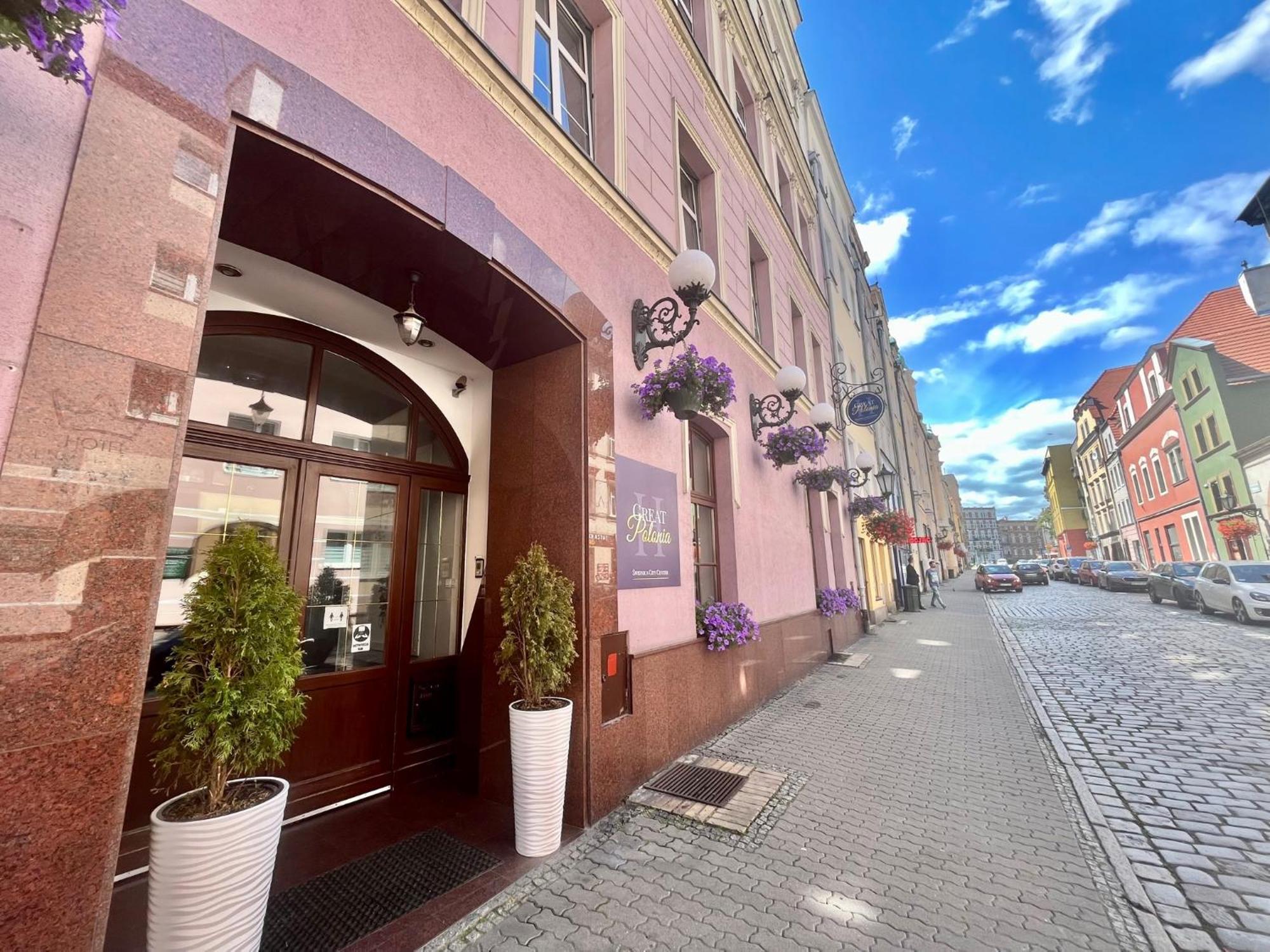 Great Polonia Swidnica City Center Εξωτερικό φωτογραφία